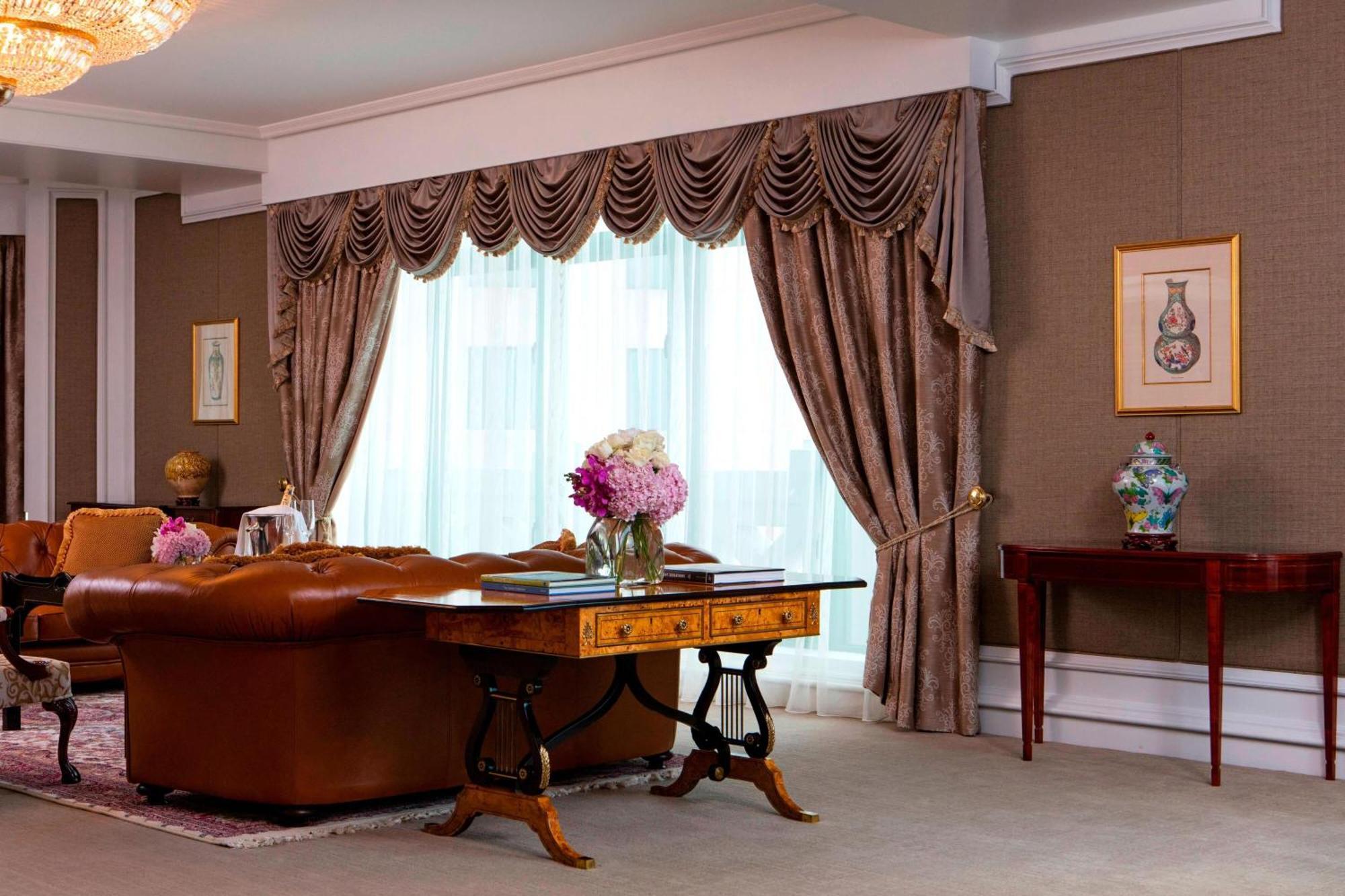 Готель The Ritz-Carlton, Куала-Лумпур Екстер'єр фото A suite at the hotel