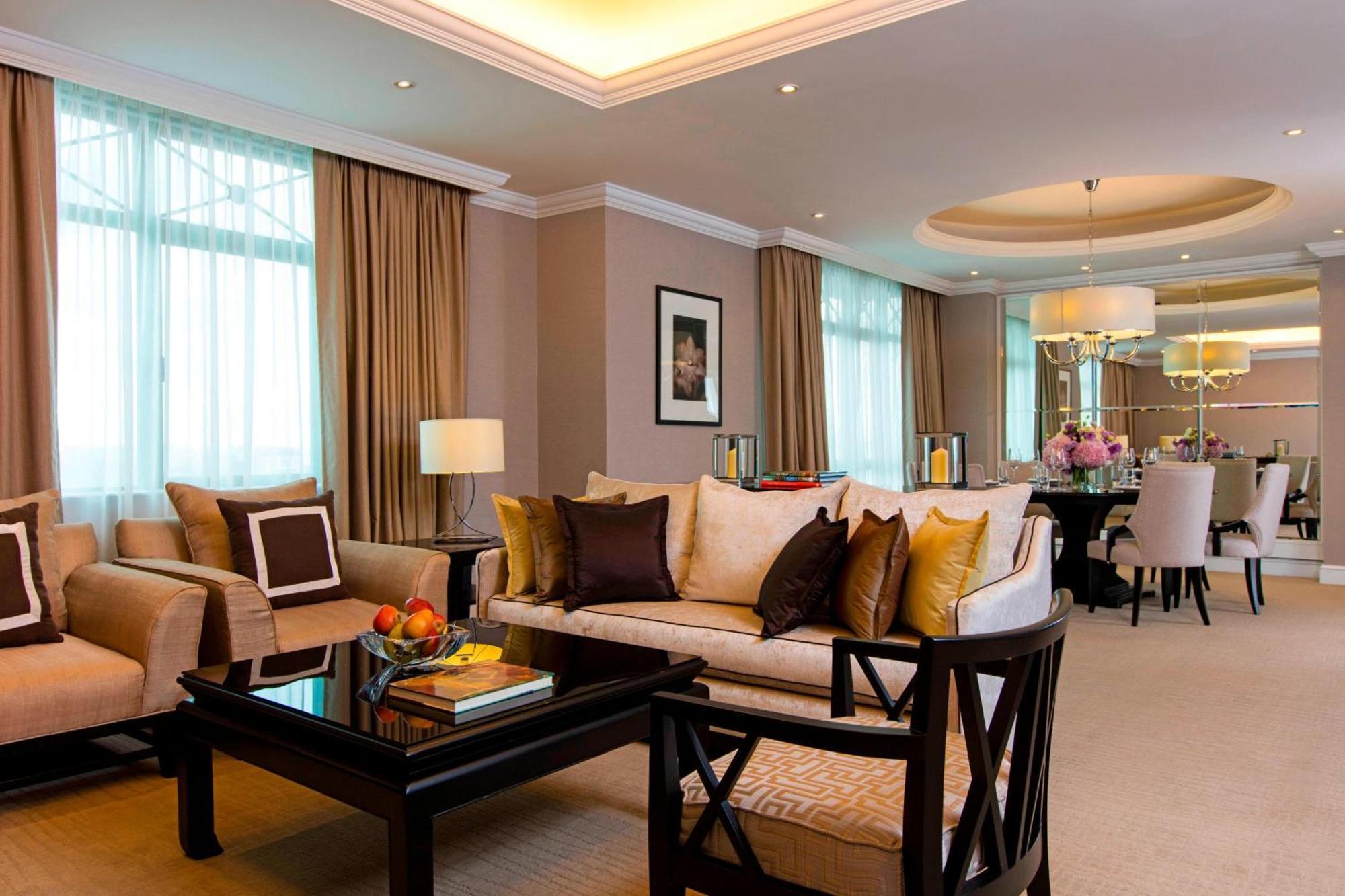 Готель The Ritz-Carlton, Куала-Лумпур Екстер'єр фото A suite at the Shangri-La Hotel, Kuala Lumpur